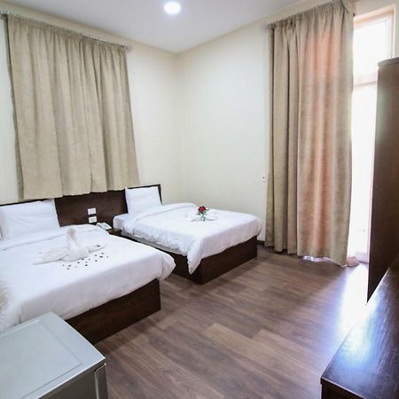Miramar Talaat Harb Square Hotel ไคโร ภายนอก รูปภาพ