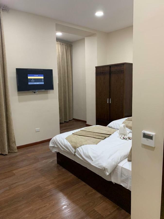 Miramar Talaat Harb Square Hotel ไคโร ภายนอก รูปภาพ