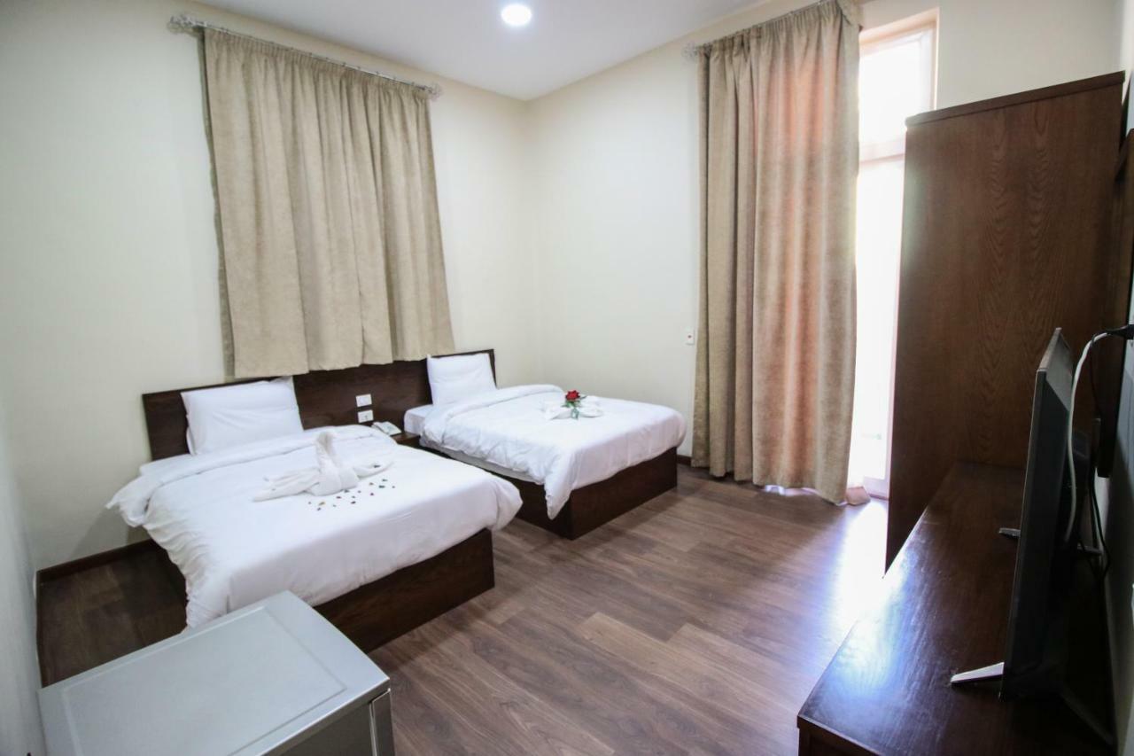 Miramar Talaat Harb Square Hotel ไคโร ภายนอก รูปภาพ