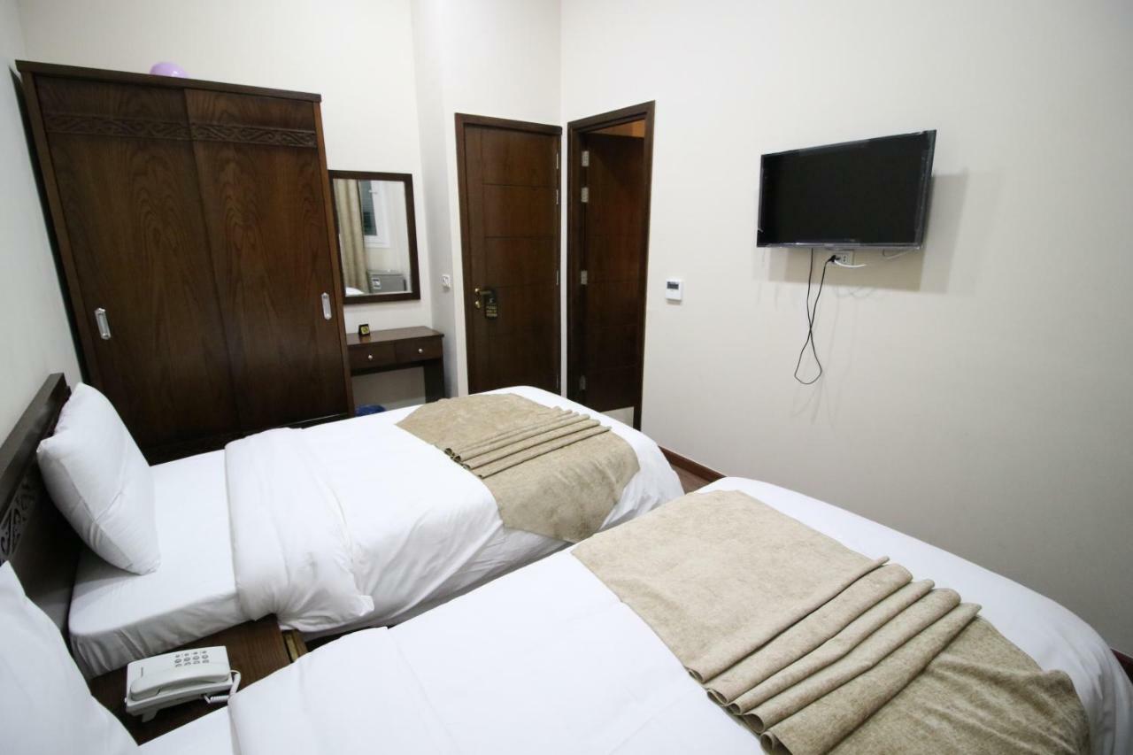 Miramar Talaat Harb Square Hotel ไคโร ภายนอก รูปภาพ
