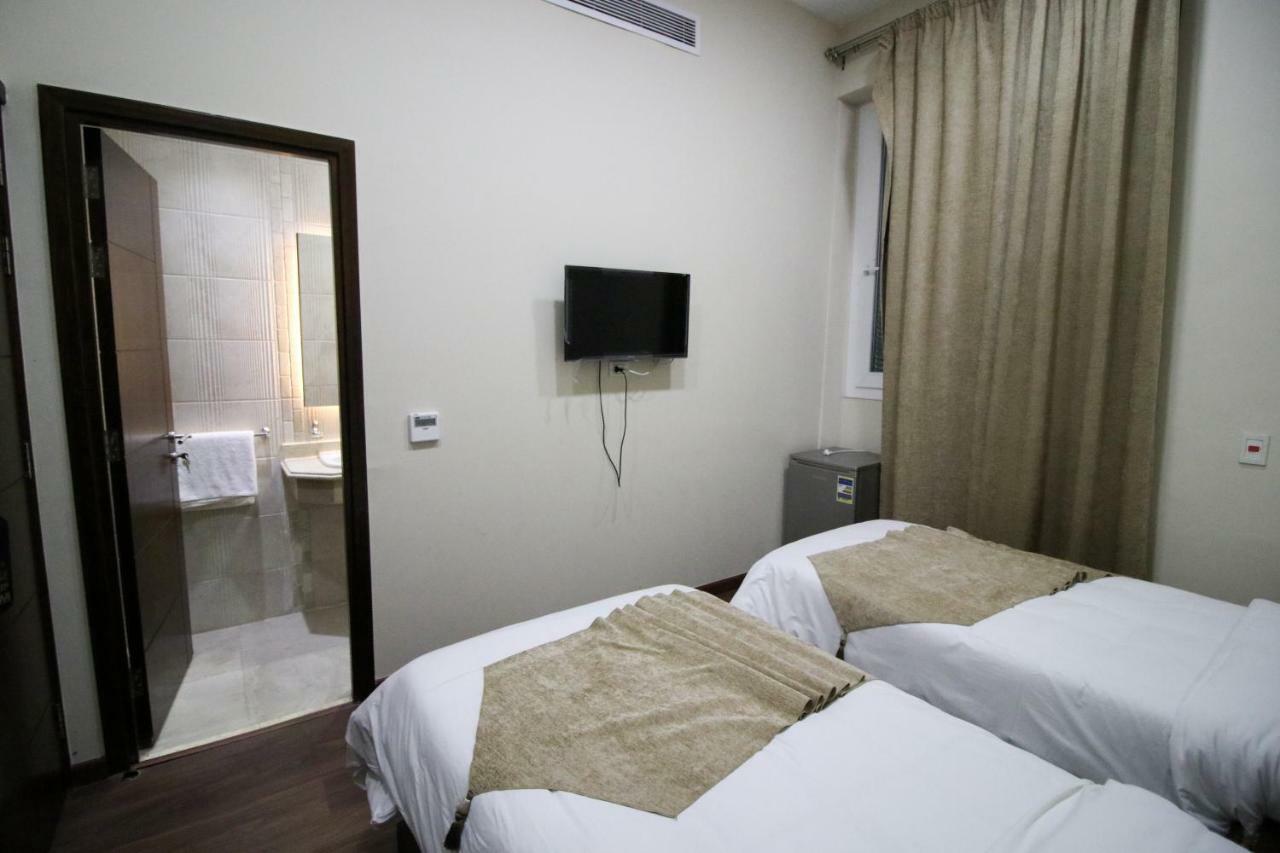 Miramar Talaat Harb Square Hotel ไคโร ภายนอก รูปภาพ